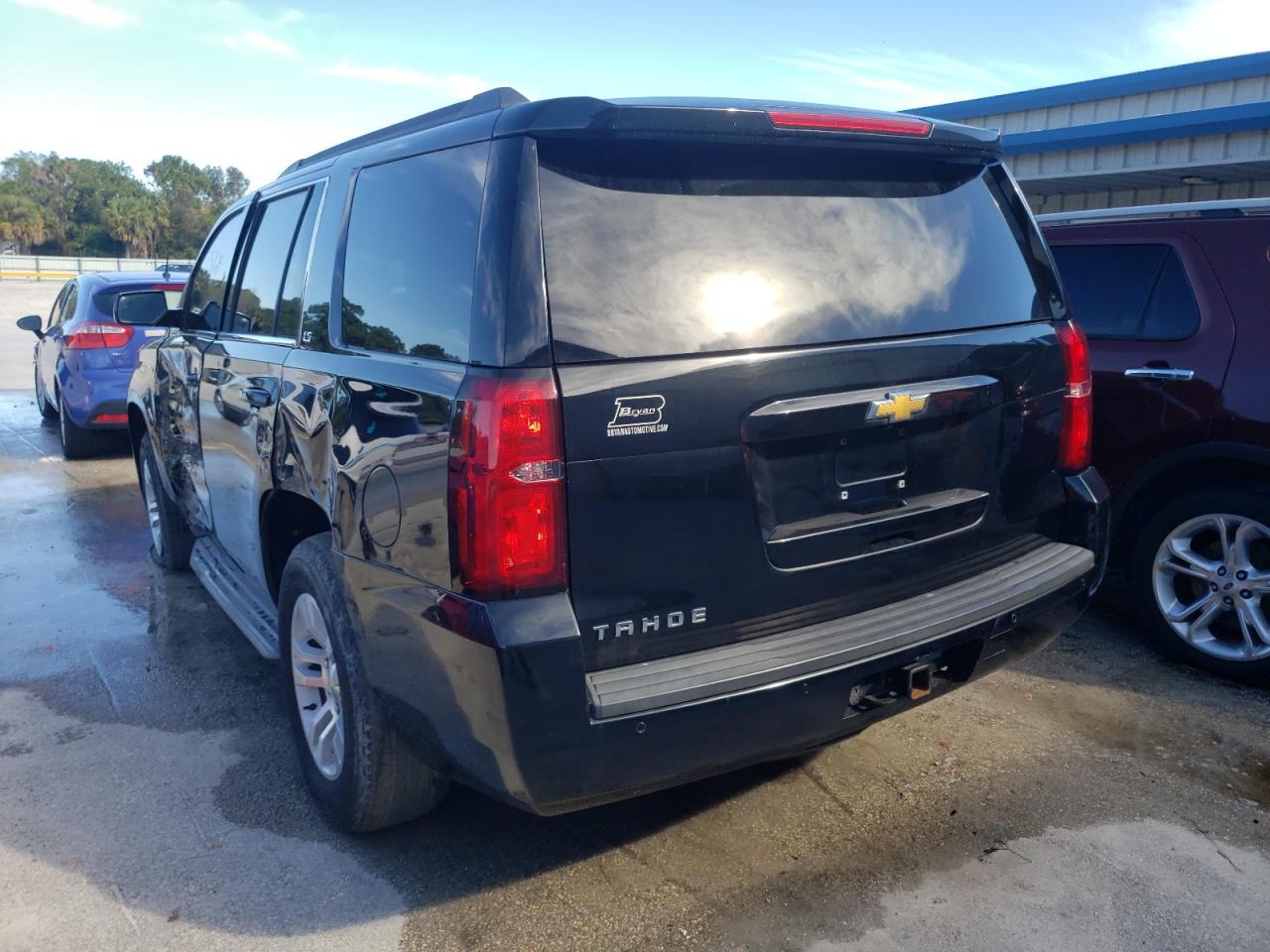 Photo 3 from auction – 2015 CHEVROLET TAHOE C150 with VIN 1GNSCAKC8FR239028