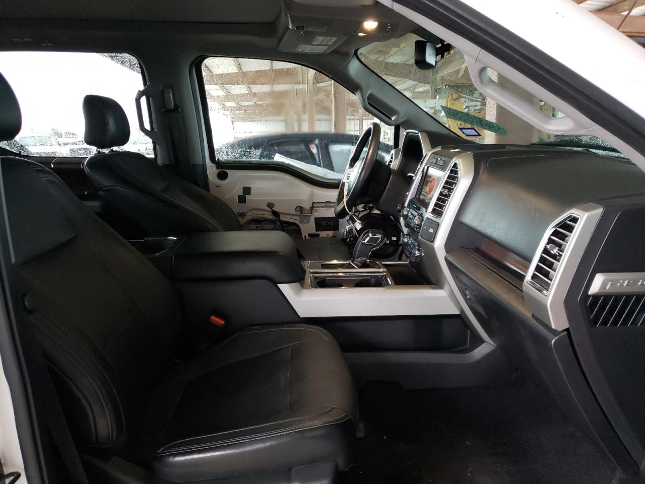 Photo 5 from auction – 2015 FORD F150 SUPER with VIN 1FTEW1CG1FKF01656