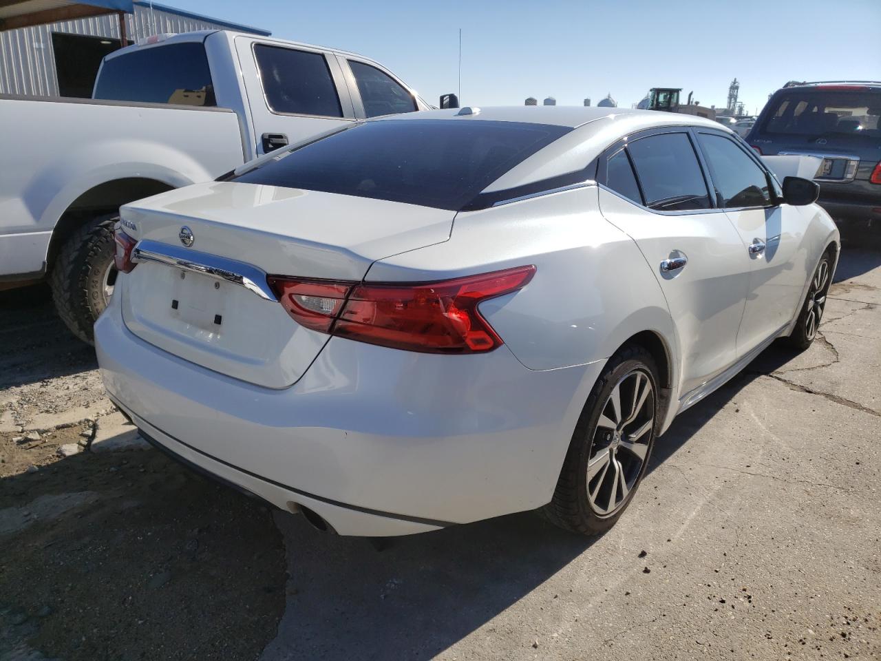 Photo 4 from auction – 2017 NISSAN MAXIMA 3.5 with VIN 1N4AA6AP9HC398521