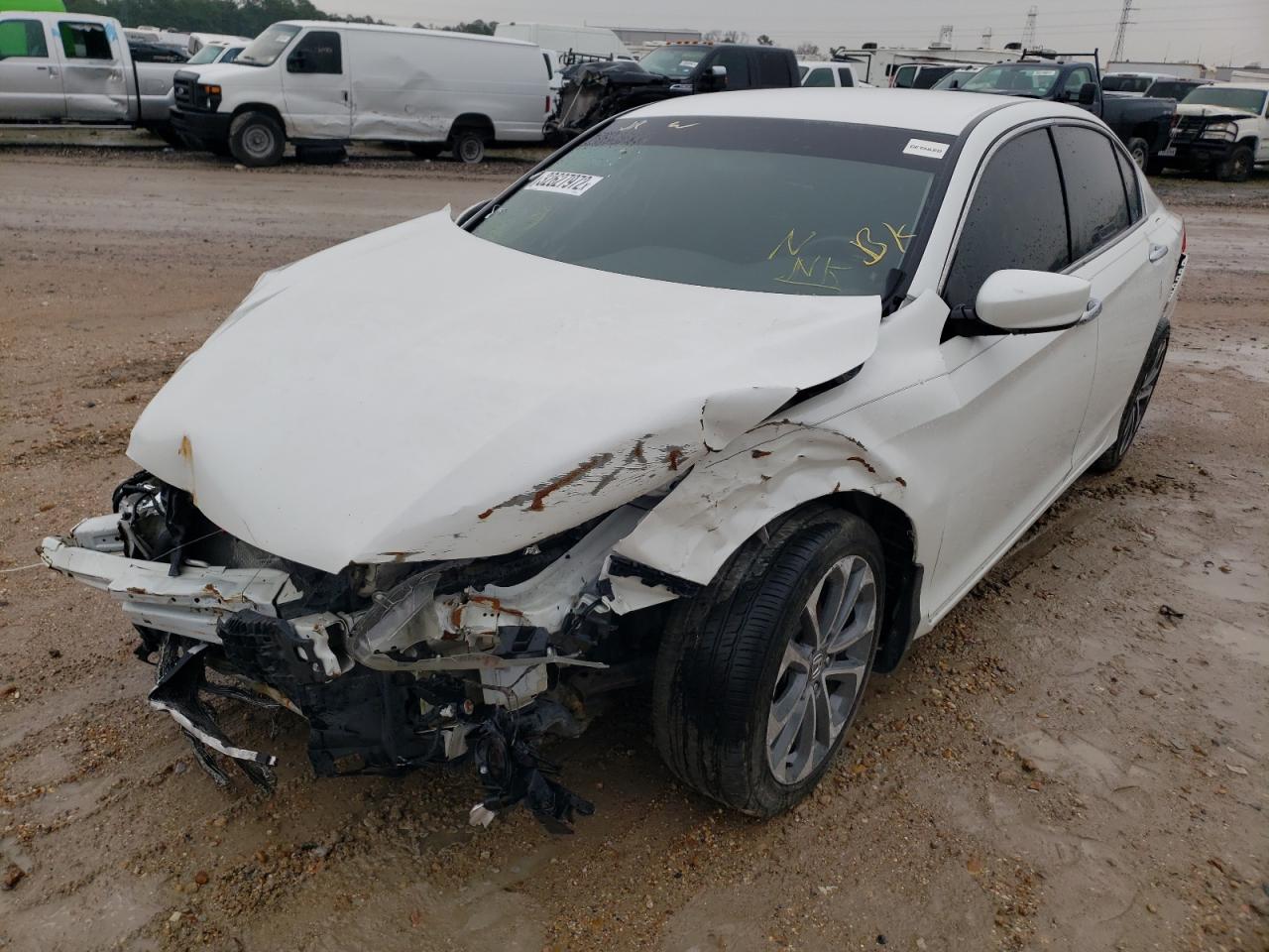 Photo 2 from auction – 2014 HONDA ACCORD SPO with VIN 1HGCR2F56EA058215