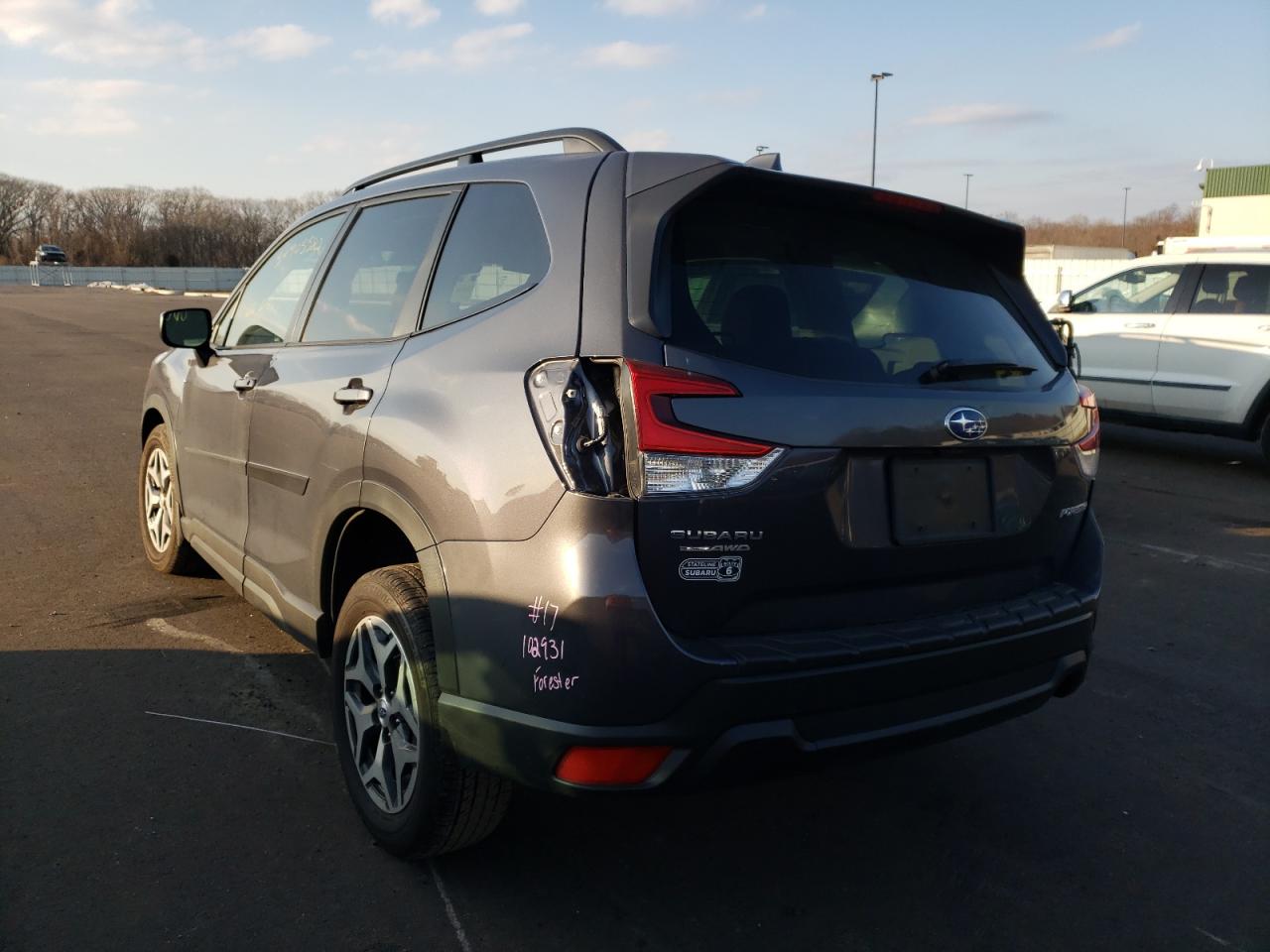 Photo 3 from auction – 2021 SUBARU FORESTER P with VIN JF2SKAJC9MH549223