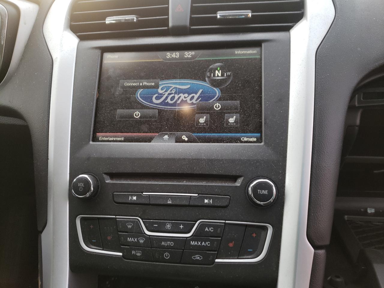 Photo 9 from auction – 2016 FORD FUSION SE with VIN 3FA6P0H78GR294285