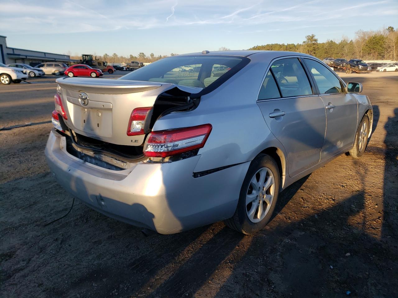 Photo 4 from auction – 2010 TOYOTA CAMRY BASE with VIN 4T1BF3EK0AU096379