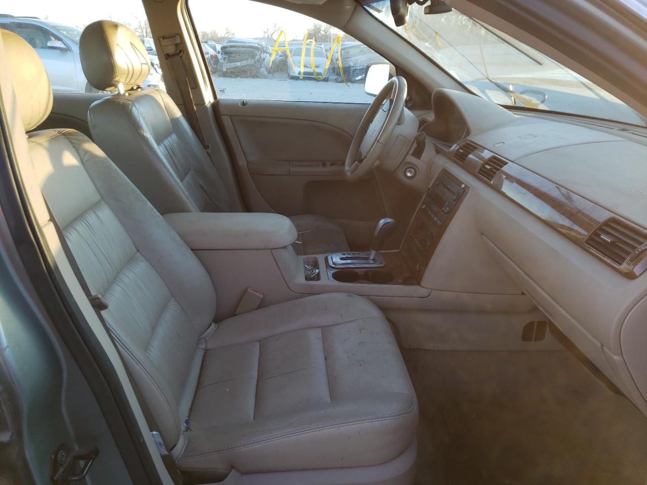 Photo 5 from auction – 2005 FORD FIVE HUNDR with VIN 1FAFP24175G165147