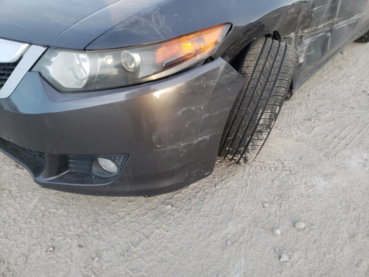 Photo 9 from auction – 2010 ACURA TSX with VIN JH4CU2F63AC000646