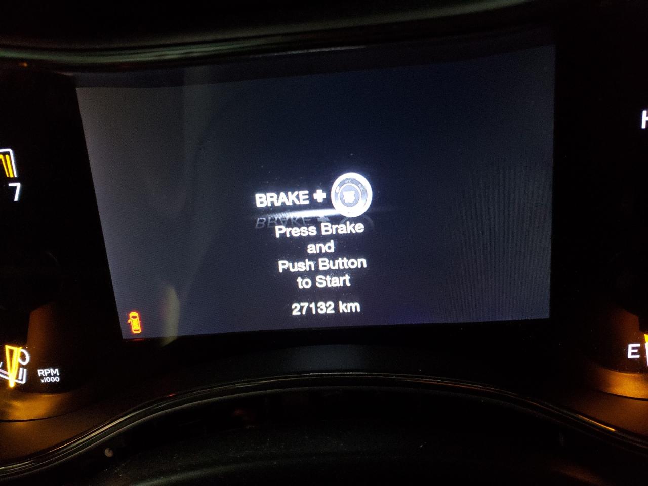 Photo 8 from auction – 2019 JEEP GRAND CHER with VIN 1C4RJFCG8KC813071