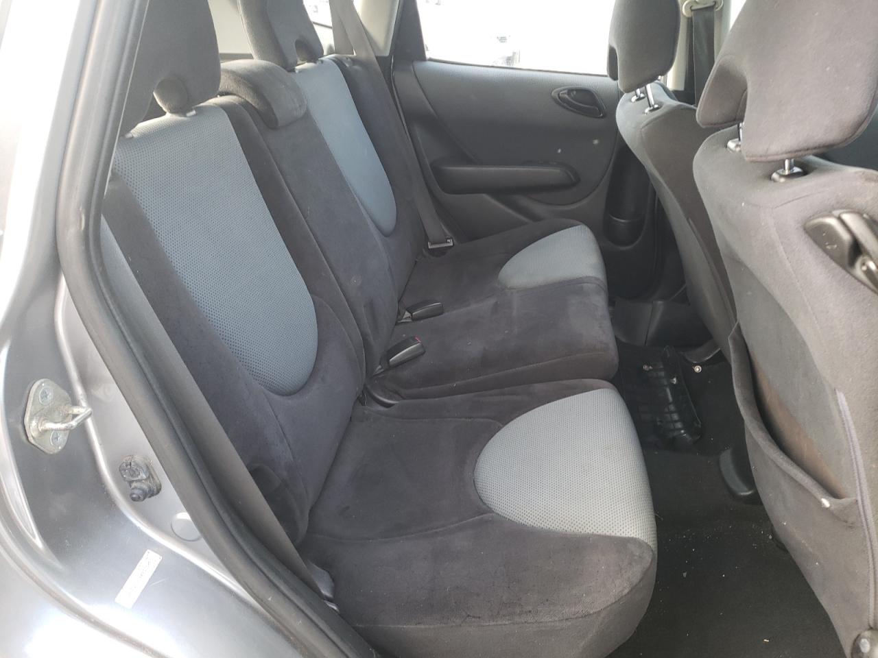 Photo 6 from auction – 2008 HONDA FIT with VIN JHMGD374X8S002611