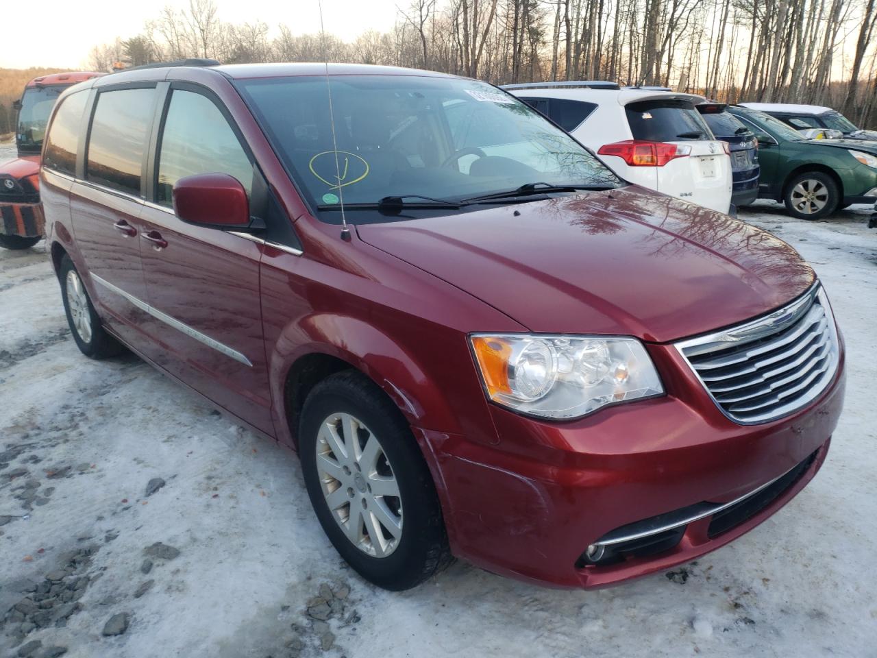 Photo 1 from auction – 2014 CHRYSLER TOWN & COU with VIN 2C4RC1BG1ER271208