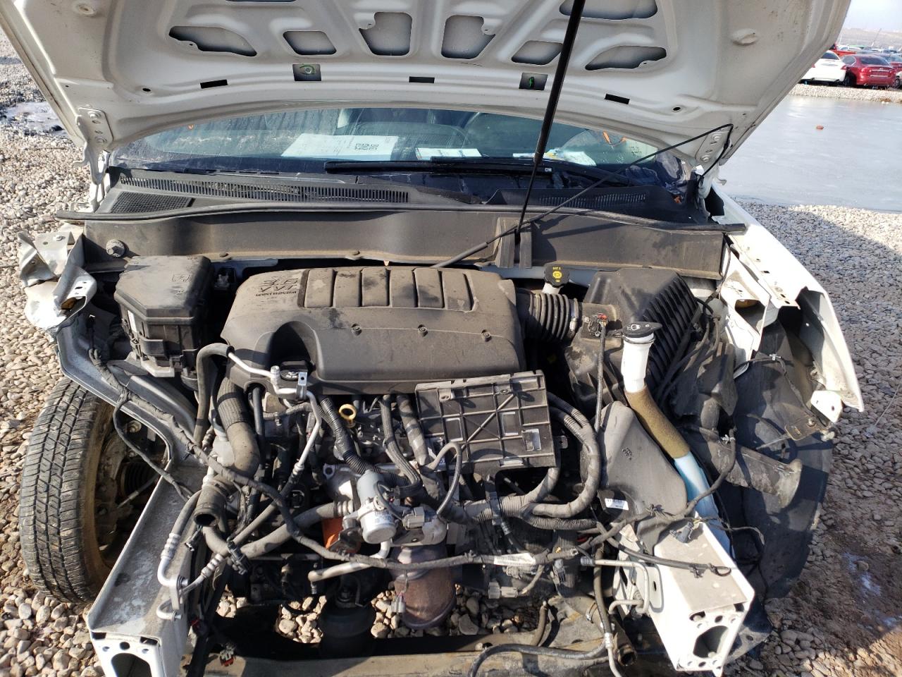 Photo 7 from auction – 2014 GMC ACADIA SLT with VIN 1GKKVRKD6EJ305152