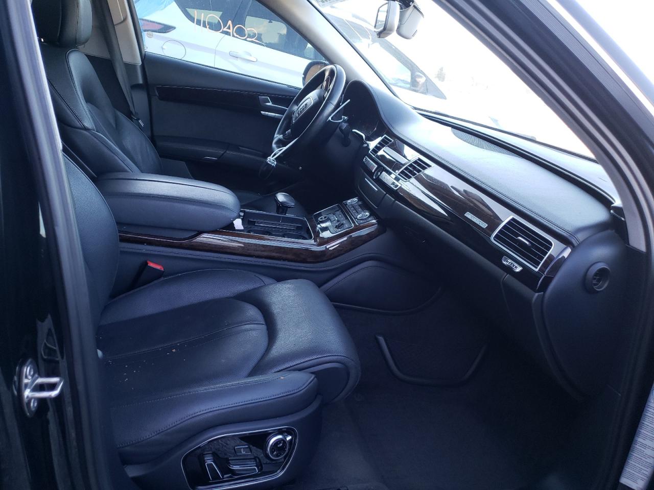 Photo 5 from auction – 2012 AUDI A8 L QUATT with VIN WAURVAFD6CN013140
