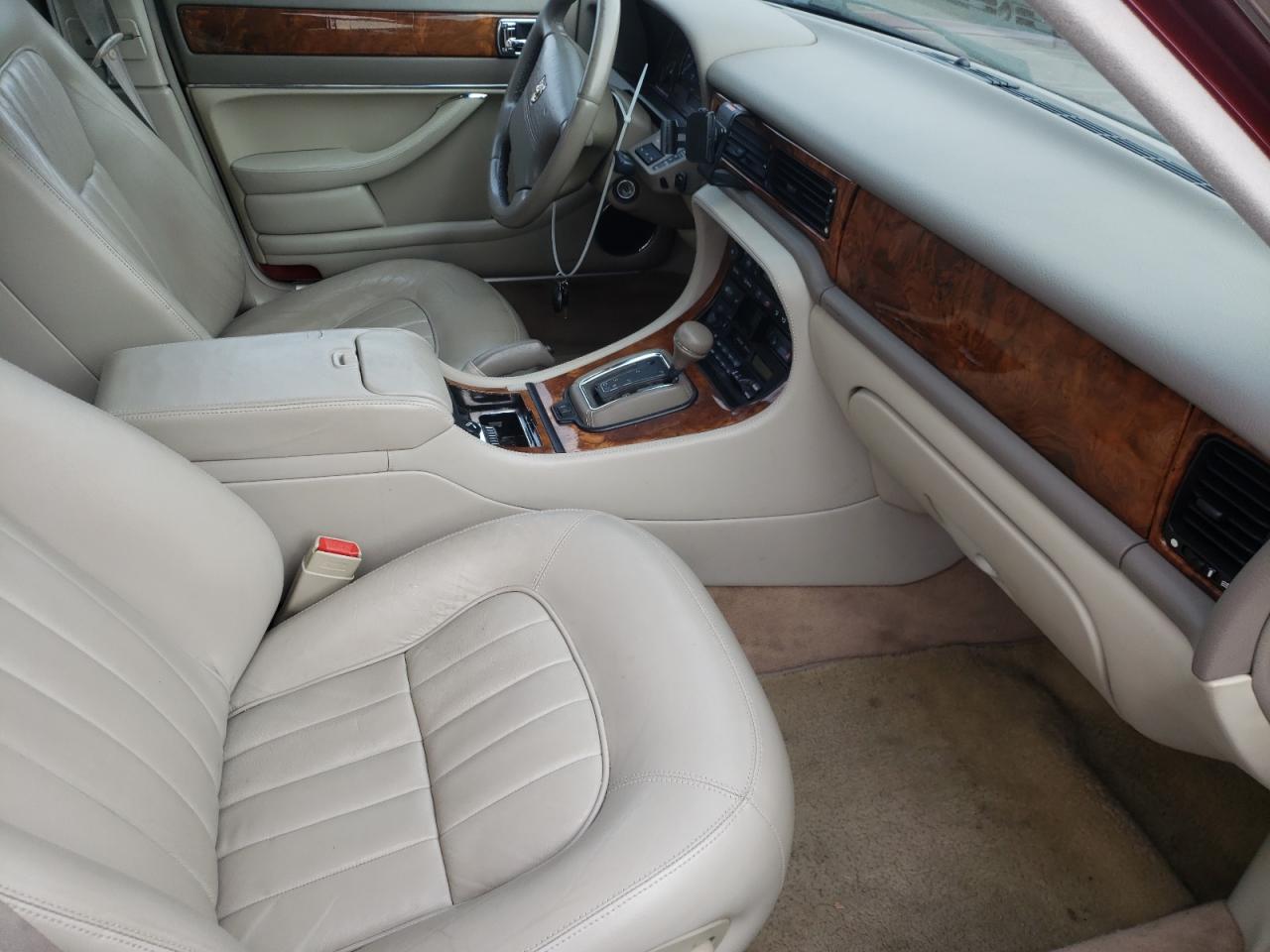 Photo 5 from auction – 1997 JAGUAR XJ6 with VIN SAJHX1247VC802668