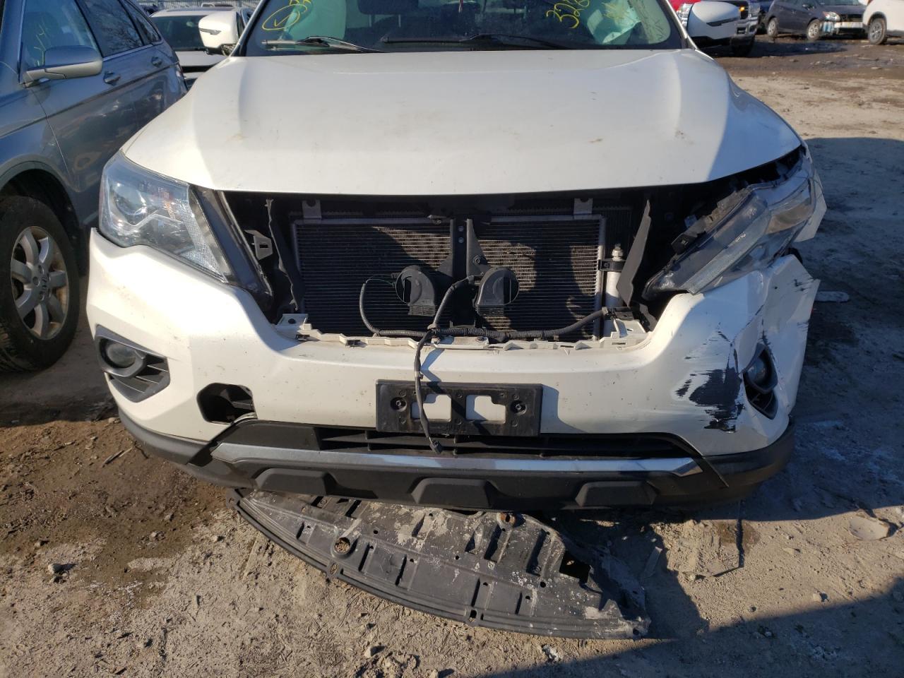 Photo 9 from auction – 2017 NISSAN PATHFINDER with VIN 5N1DR2MM8HC646182