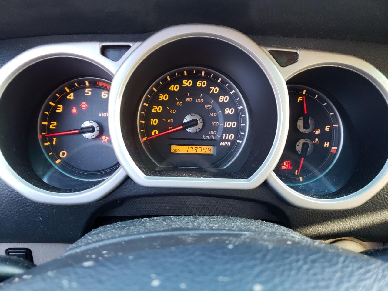 Photo 8 from auction – 2004 TOYOTA 4RUNNER LI with VIN JTEBU17RX48019939
