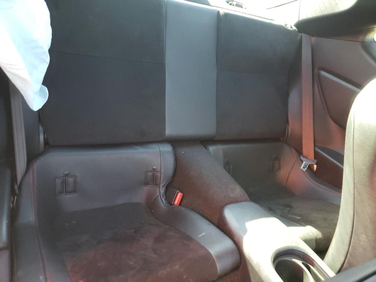 Photo 6 from auction – 2015 SUBARU BRZ 2.0 LI with VIN JF1ZCAC16F8607142