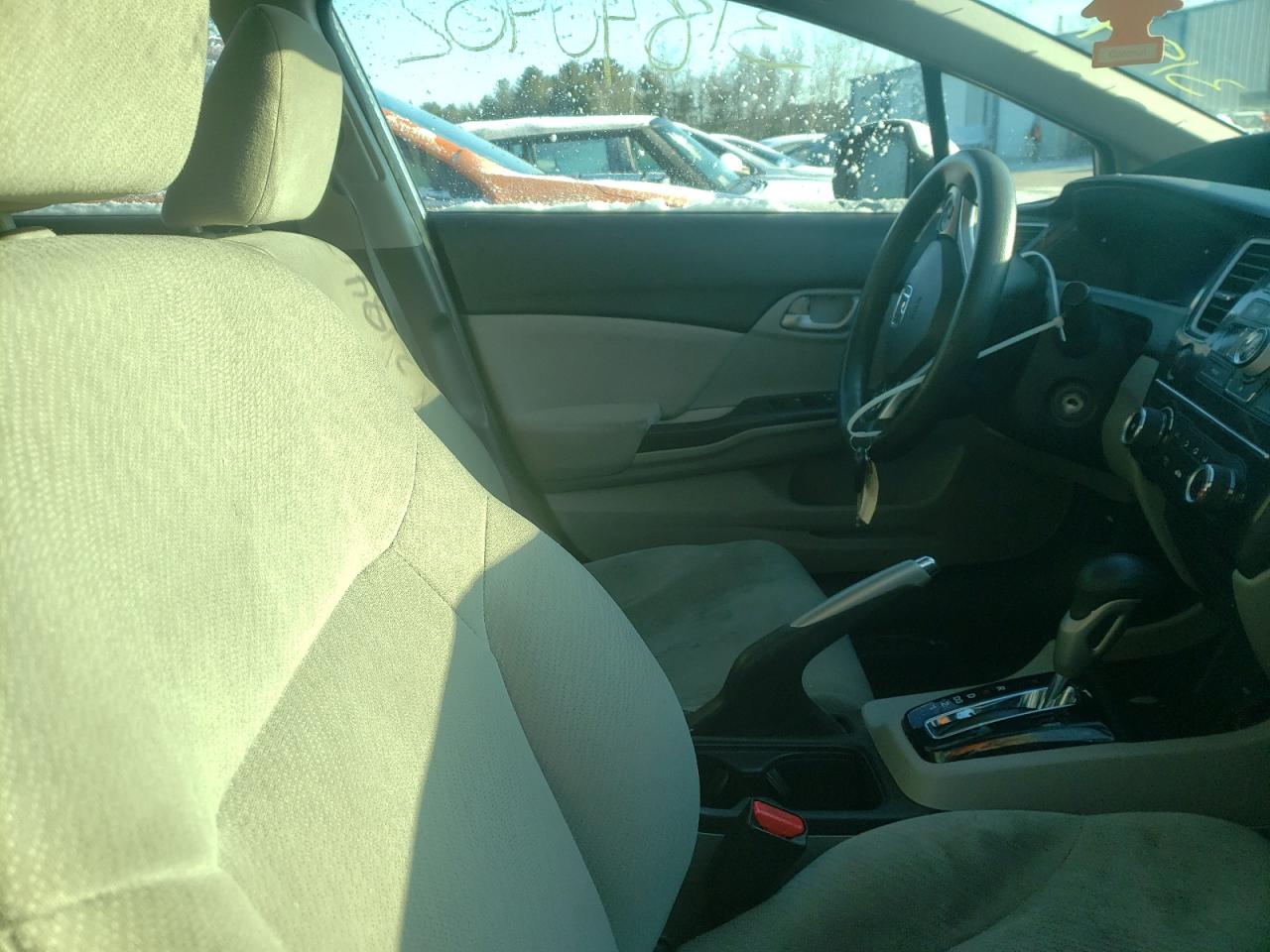 Photo 5 from auction – 2013 HONDA CIVIC LX with VIN 2HGFB2F59DH570486