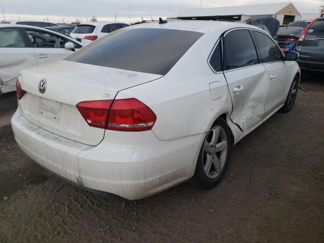 Photo 4 from auction – 2014 VOLKSWAGEN PASSAT SE with VIN 1VWBP7A39EC002032