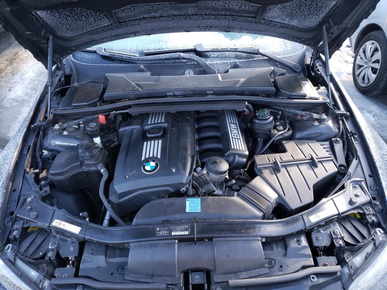 Photo 7 from auction – 2007 BMW 328 XI with VIN WBAWC33597PC86801