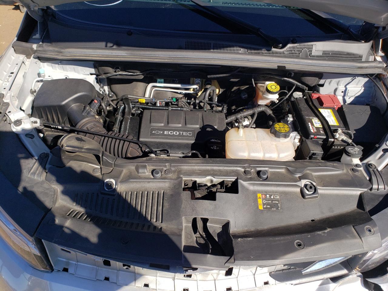 Photo 7 from auction – 2020 CHEVROLET TRAX 1LT with VIN KL7CJLSB0LB016957