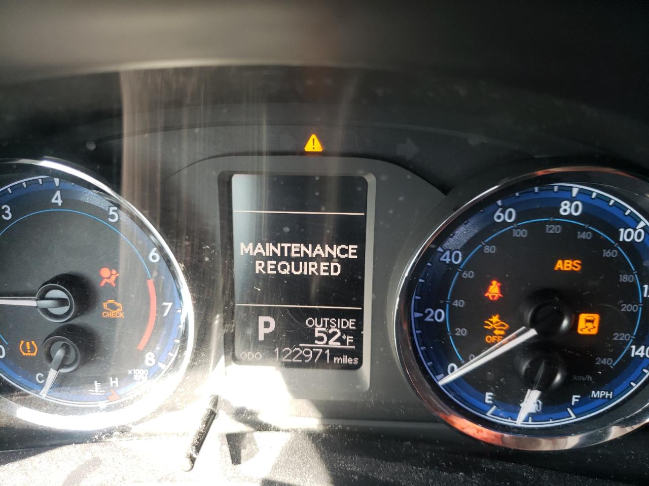 Photo 8 from auction – 2018 TOYOTA COROLLA L with VIN 2T1BURHE6JC123584