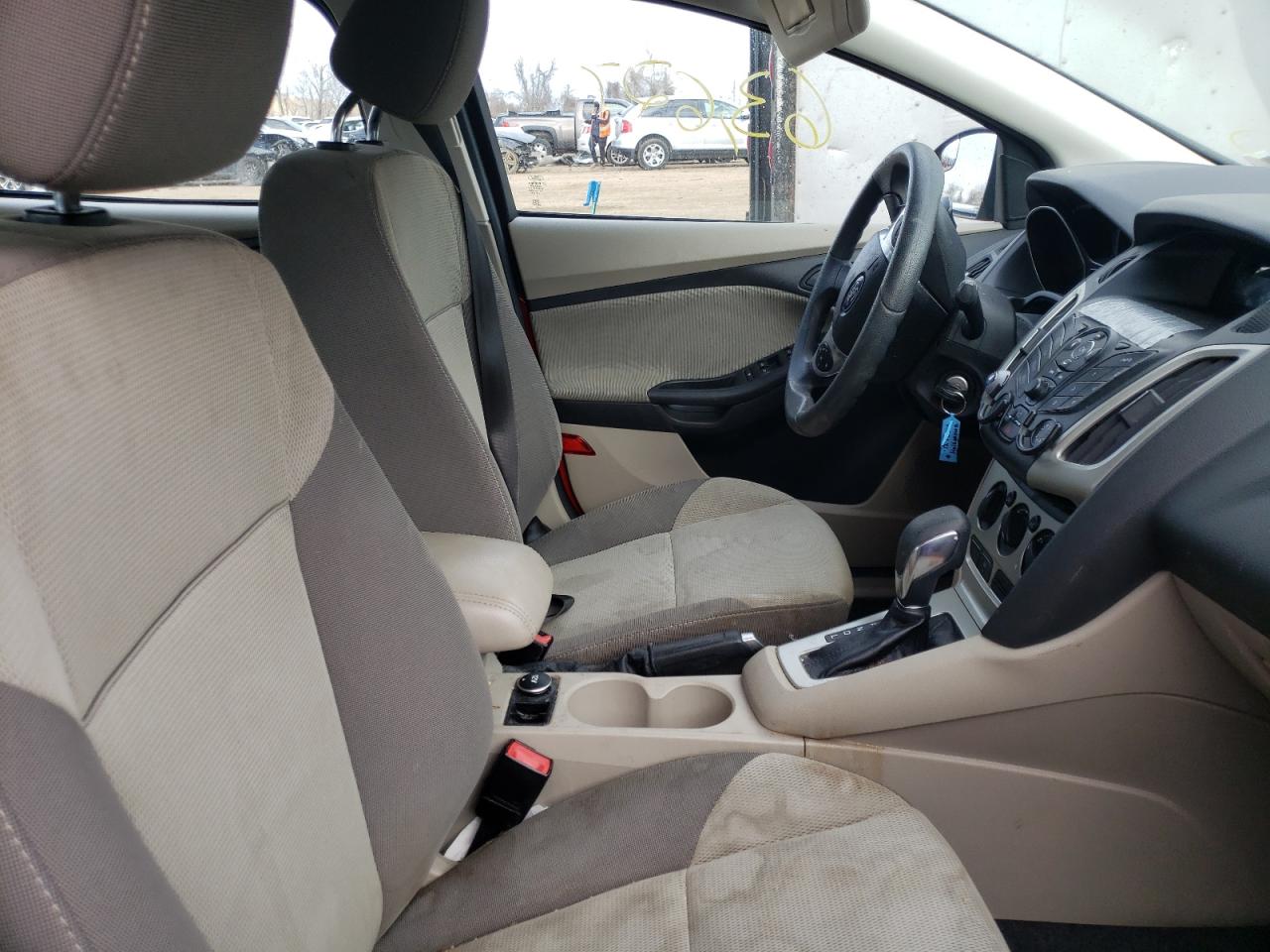 Photo 5 from auction – 2012 FORD FOCUS SE with VIN 1FAHP3F22CL130167