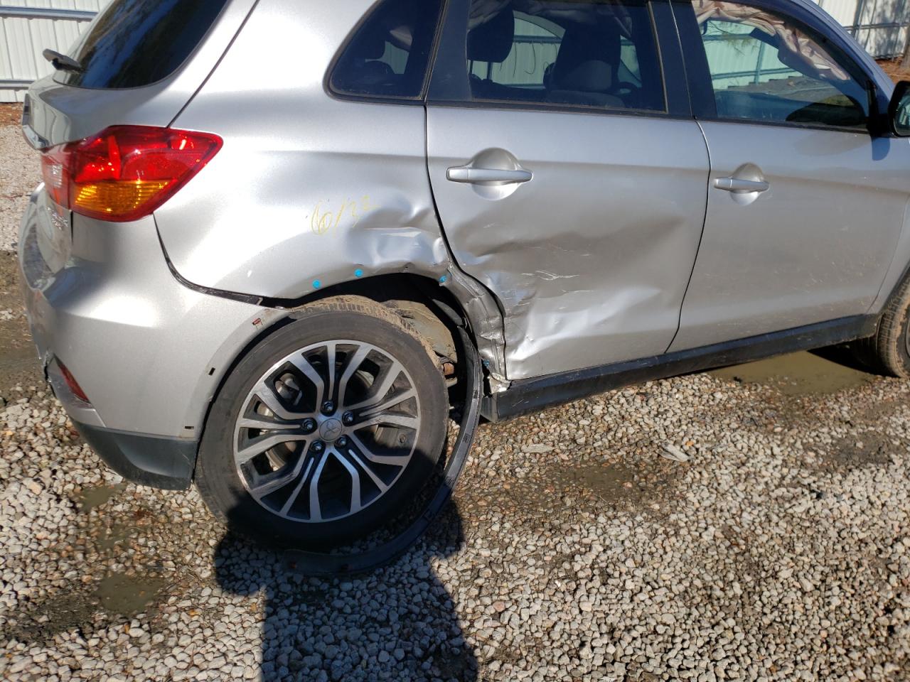 Photo 9 from auction – 2019 MITSUBISHI OUTLANDER with VIN JA4AP3AU4KU001760