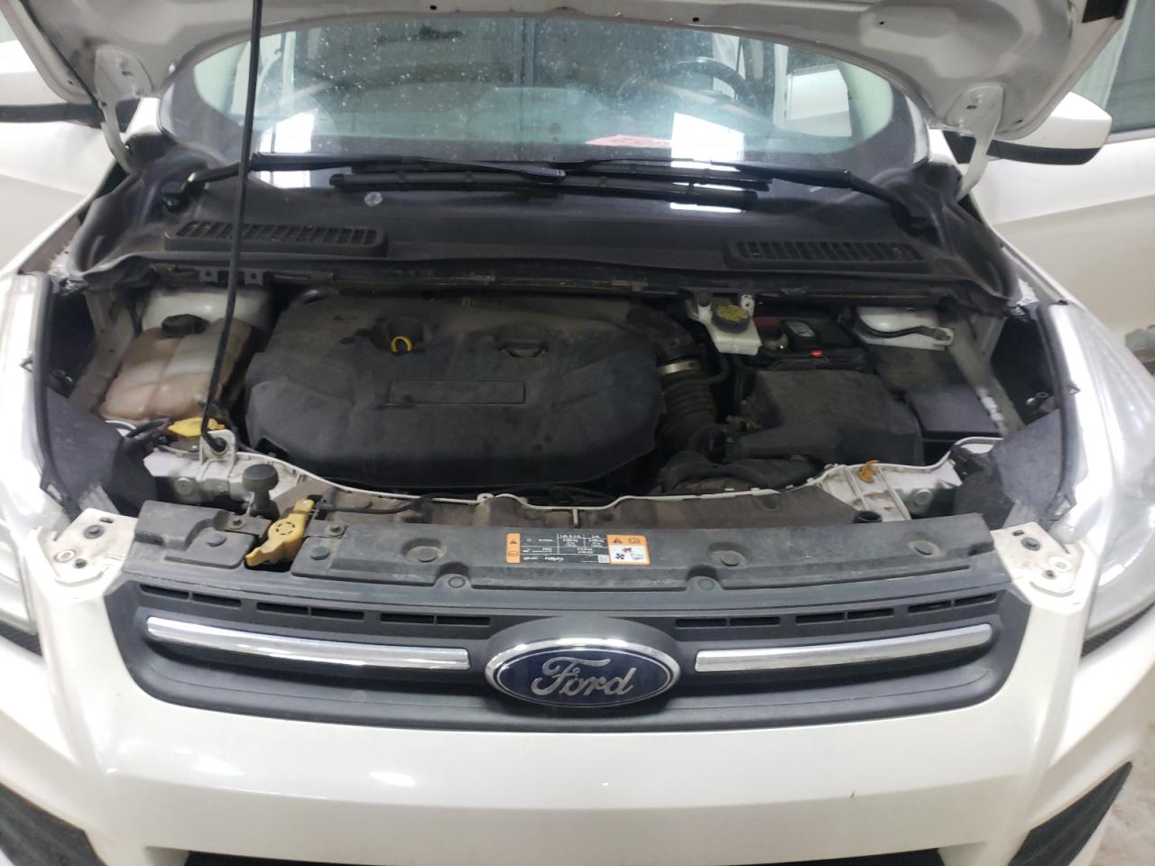 Photo 7 from auction – 2016 FORD ESCAPE SE with VIN 1FMCU9G92GUC09555