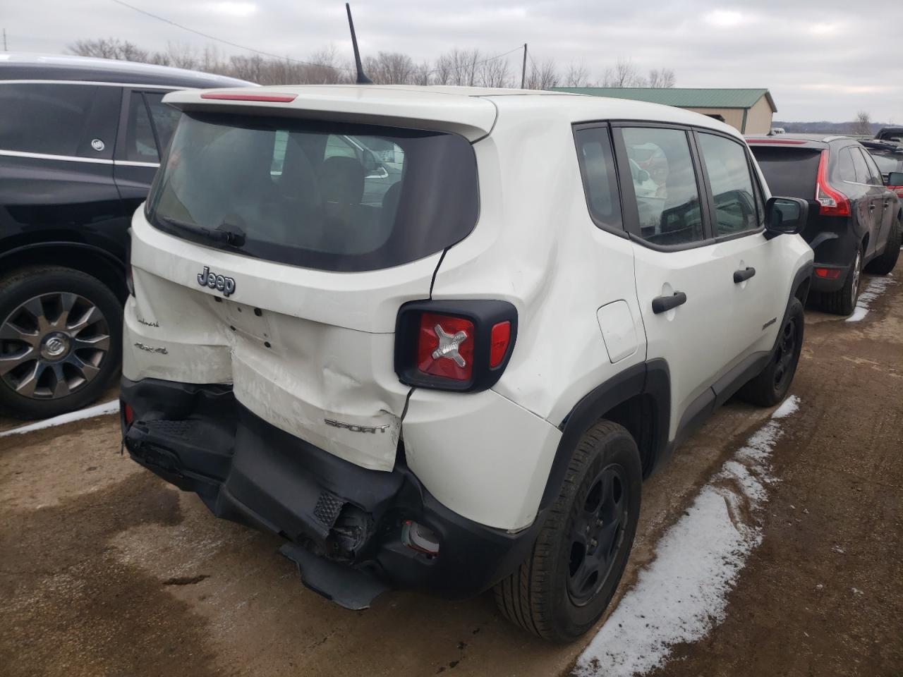 Photo 4 from auction – 2017 JEEP RENEGADE with VIN ZACCJBAB2HPG29688