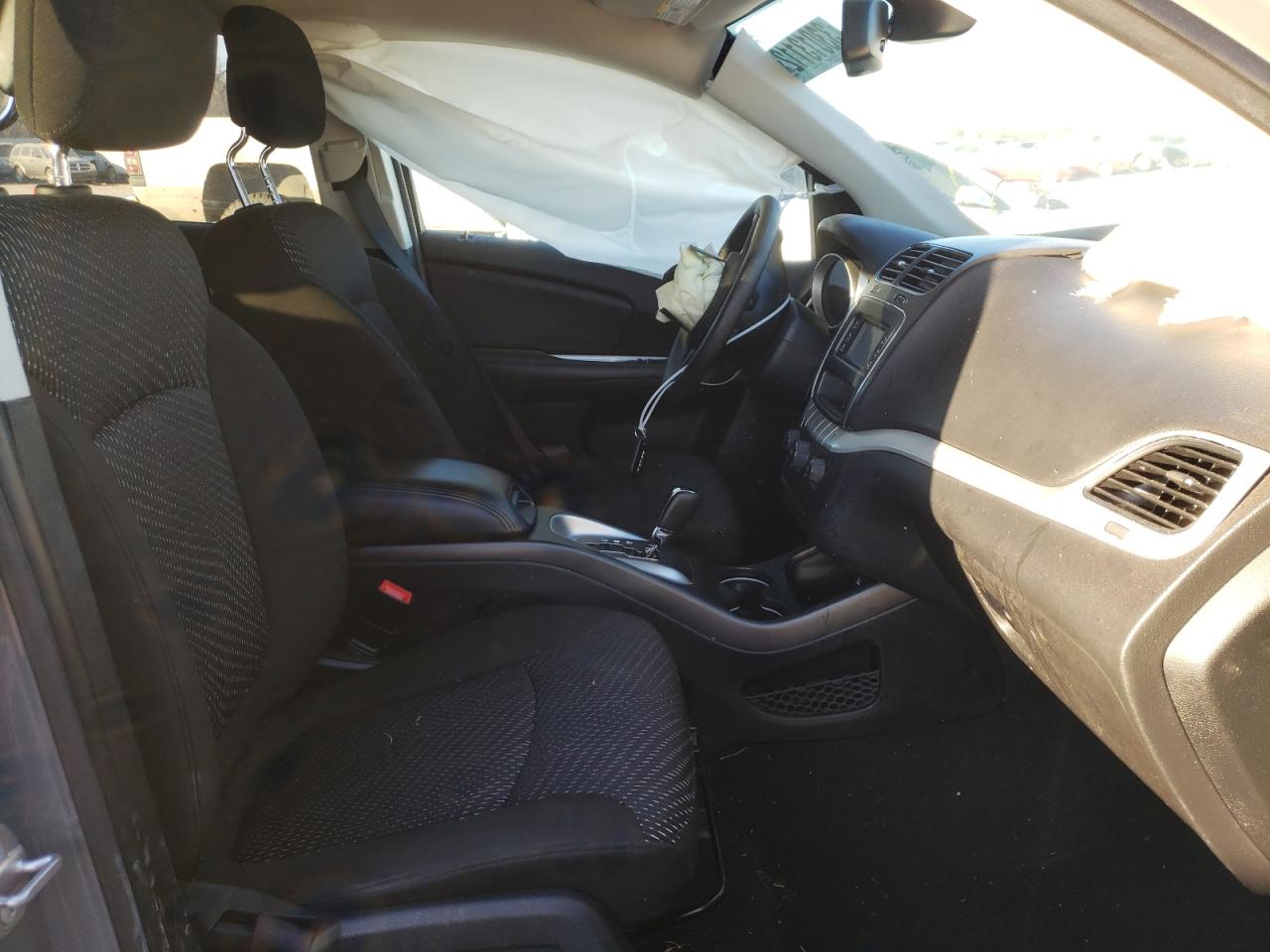 Photo 5 from auction – 2020 DODGE JOURNEY SE with VIN 3C4PDCAB6LT269180