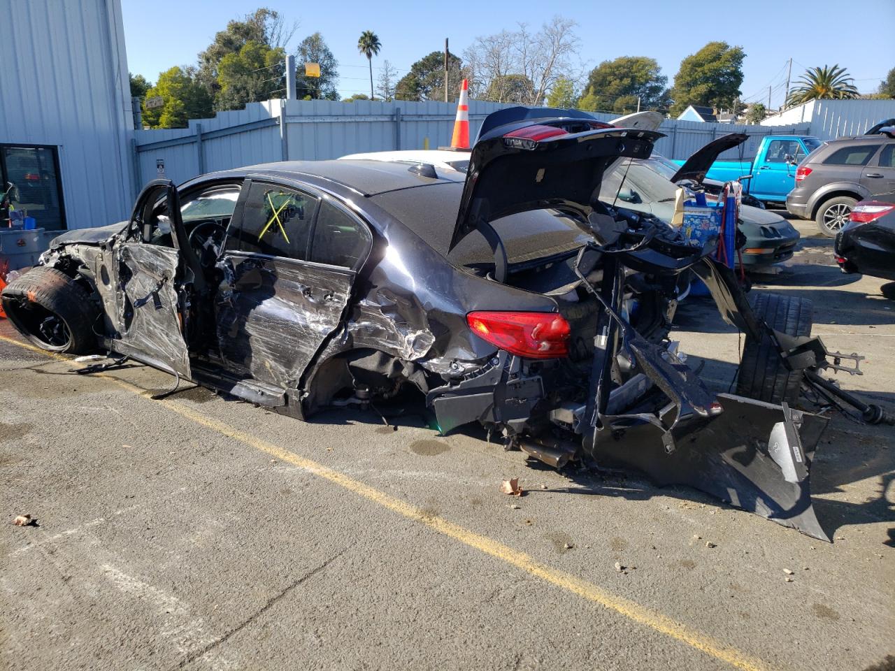 Photo 3 from auction – 2019 BMW M5 with VIN WBSJF0C50KB447230