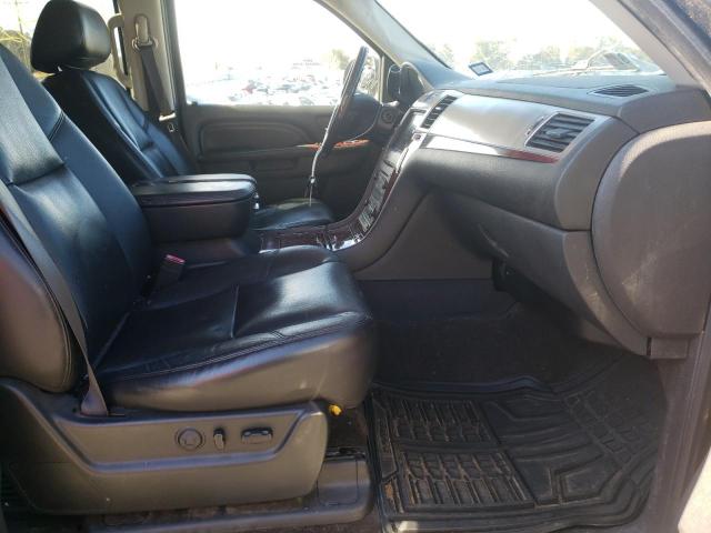 Photo 5 from auction – 2011 CADILLAC ESCALADE L with VIN 1GYS4BEFXBR112643