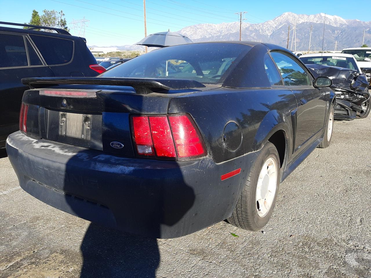 Photo 4 from auction – 2001 FORD MUSTANG with VIN 1FAFP40411F247130
