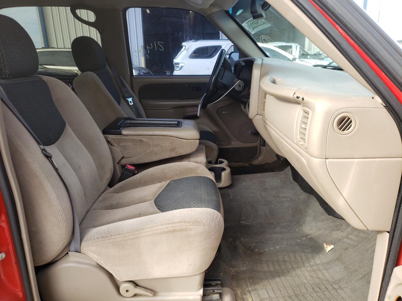 Photo 5 from auction – 2004 CHEVROLET AVALANCHE with VIN 3GNEC12T64G245730