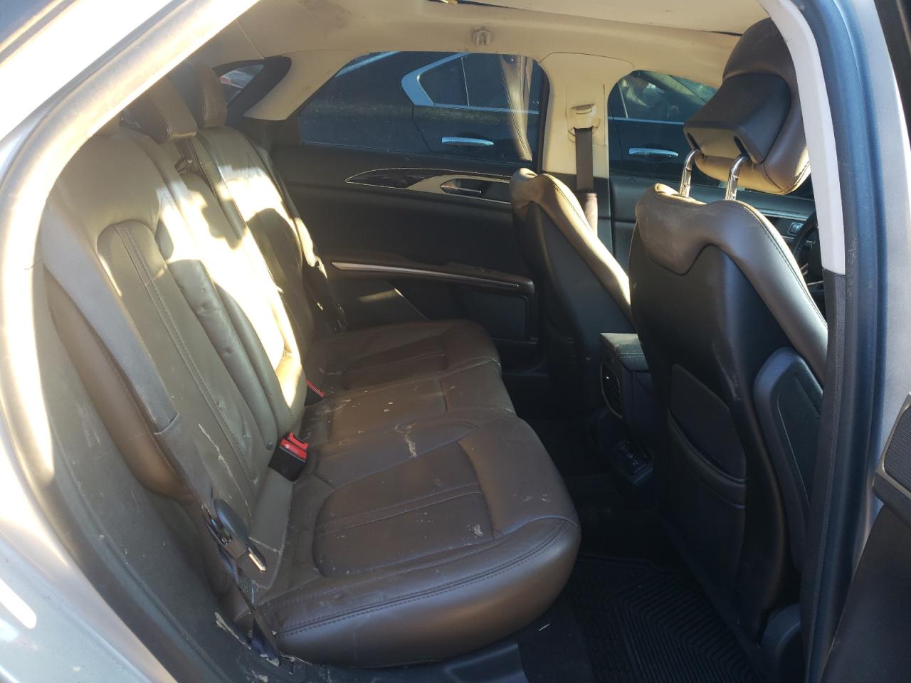 Photo 6 from auction – 2014 LINCOLN MKZ with VIN 3LN6L2JK1ER812018