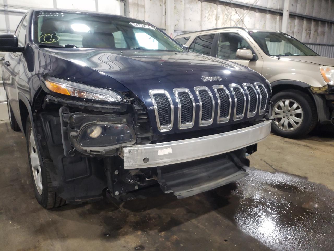 Photo 9 from auction – 2015 JEEP CHEROKEE S with VIN 1C4PJLAB2FW694919