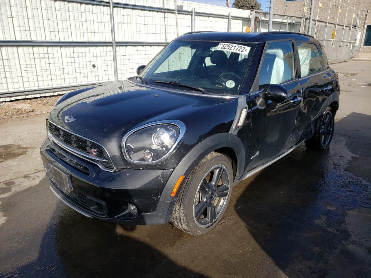 Photo 2 from auction – 2015 MINI COOPER S C with VIN WMWZC5C51FWP45703