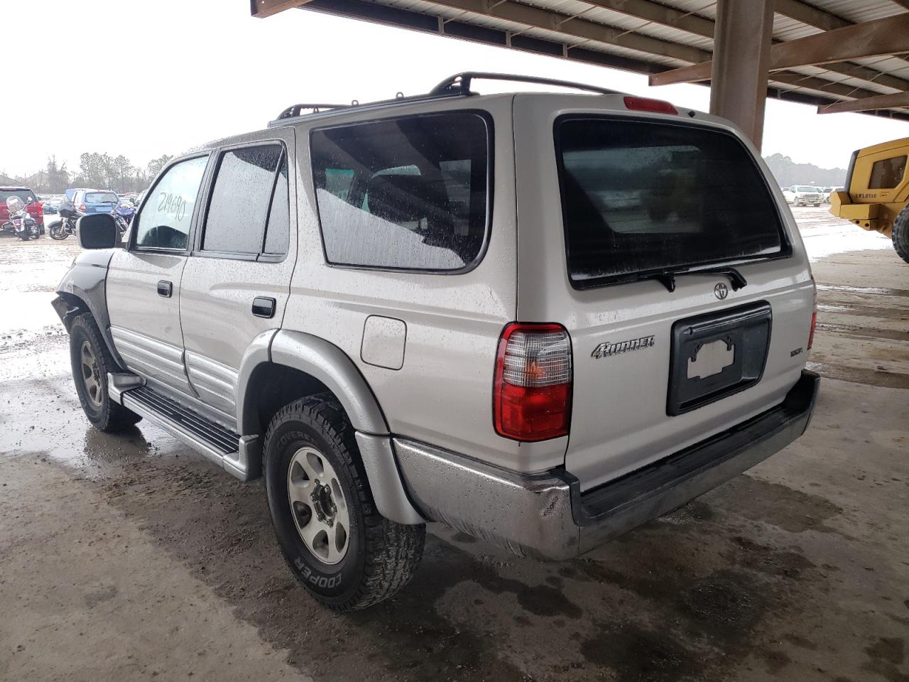 Photo 3 from auction – 2000 TOYOTA 4RUNNER with VIN JT3GM84R2Y0057553