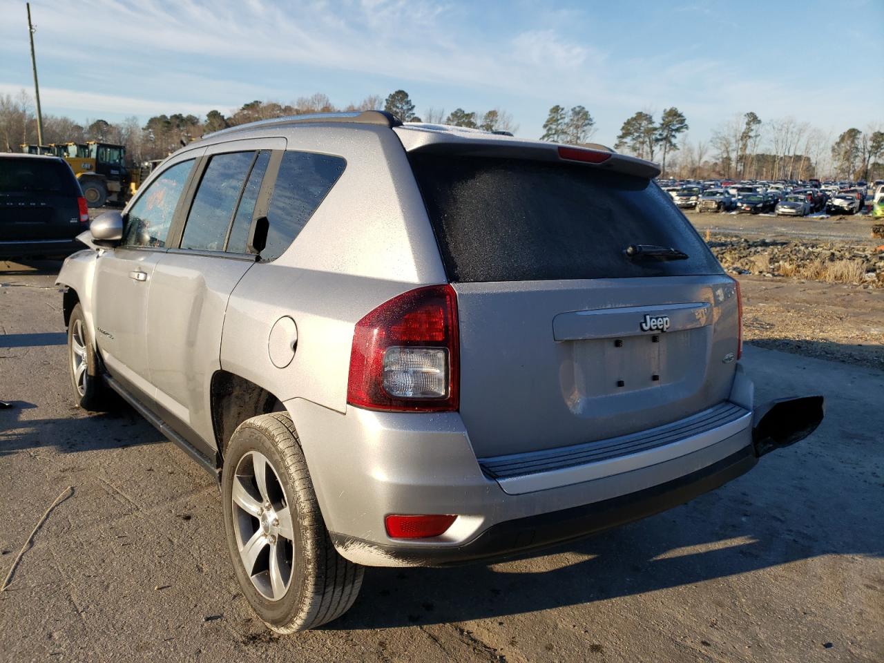 Photo 3 from auction – 2017 JEEP COMPASS LA with VIN 1C4NJCEA6HD102039