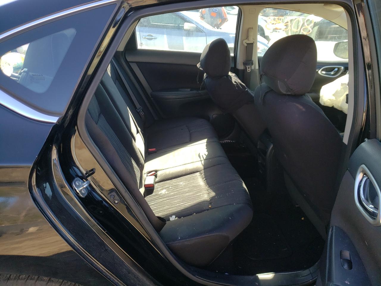 Photo 6 from auction – 2017 NISSAN SENTRA S with VIN 3N1AB7AP3HY306004