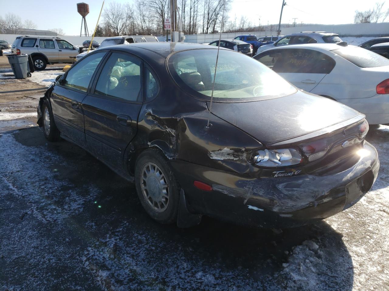 Photo 3 from auction – 1997 FORD TAURUS LX with VIN 1FALP53S8VA190172