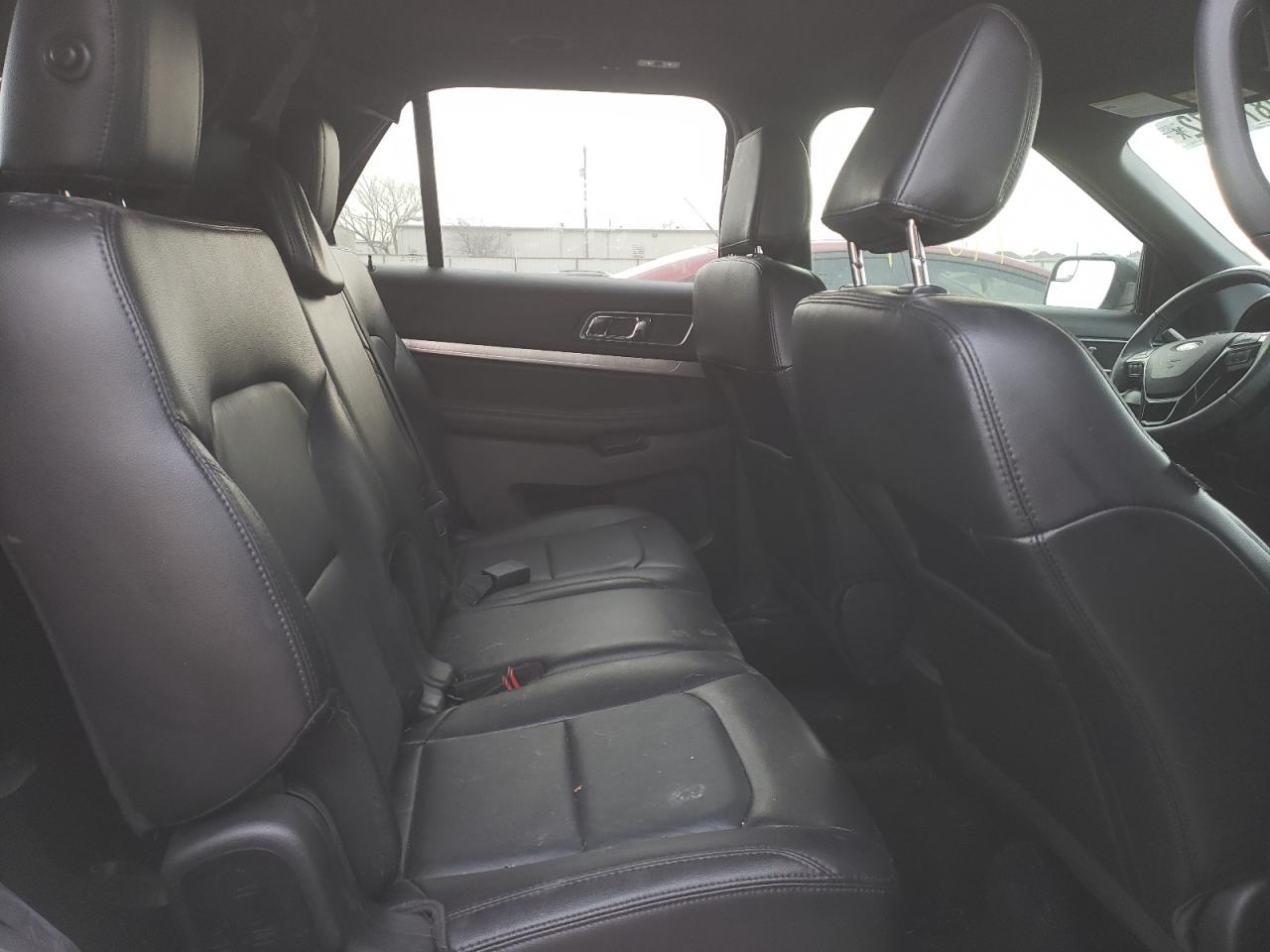 Photo 6 from auction – 2018 FORD EXPLORER X with VIN 1FM5K7D83JGB87943