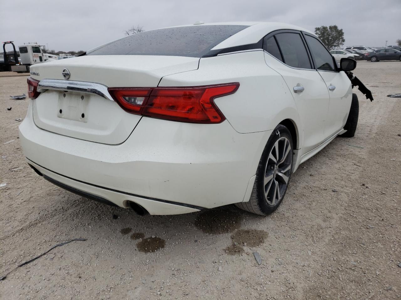 Photo 4 from auction – 2017 NISSAN MAXIMA 3.5 with VIN 1N4AA6AP0HC415383
