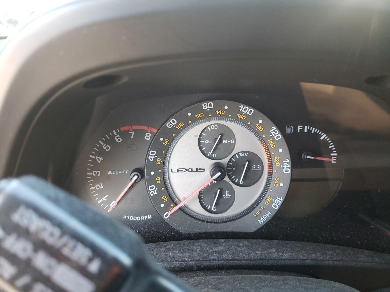 Photo 8 from auction – 2001 LEXUS IS 300 with VIN JTHBD182010001822