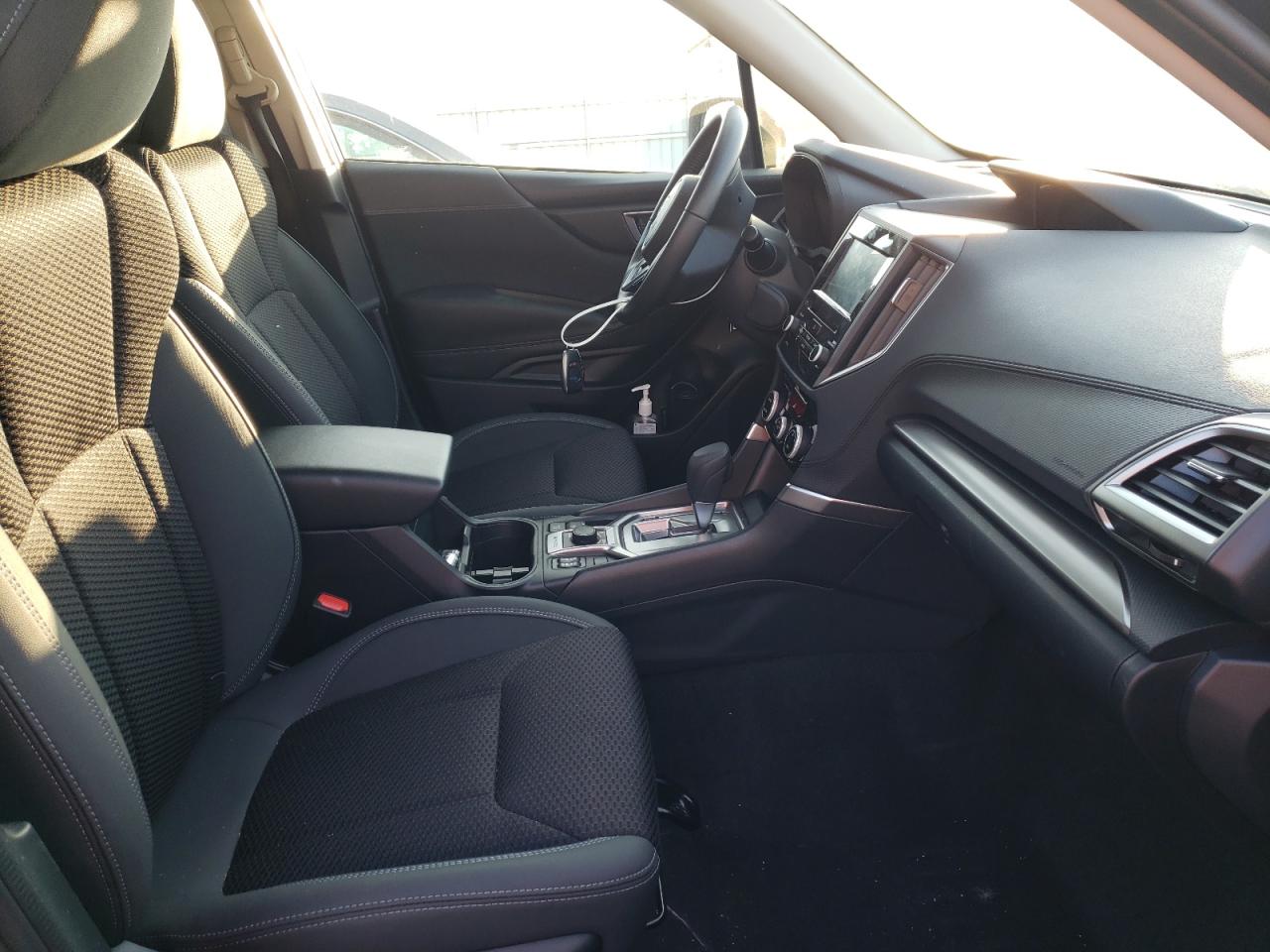 Photo 5 from auction – 2021 SUBARU FORESTER P with VIN JF2SKAJC9MH549223