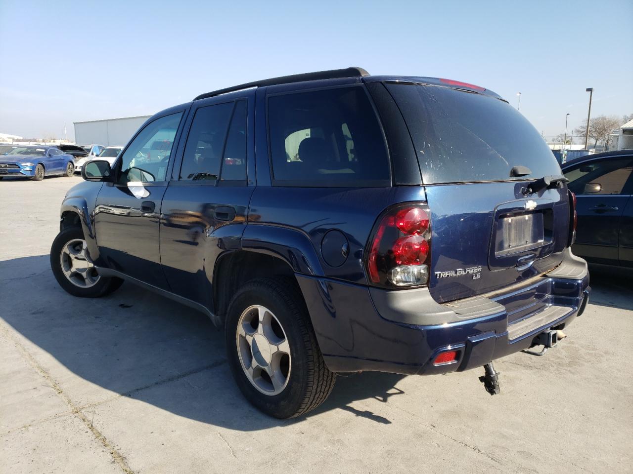 Photo 3 from auction – 2007 CHEVROLET TRAILBLAZE with VIN 1GNDS13S372207972