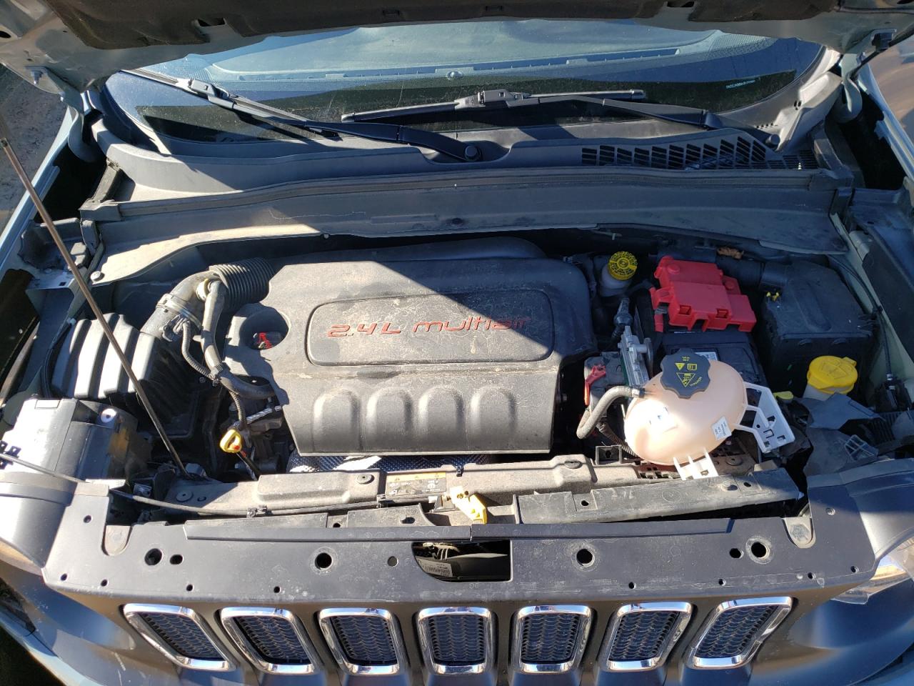 Photo 7 from auction – 2018 JEEP RENEGADE L with VIN ZACCJABB4JPJ32900