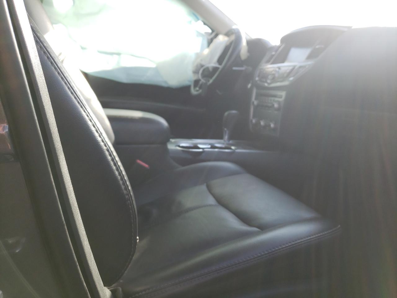 Photo 5 from auction – 2019 NISSAN PATHFINDER with VIN 5N1DR2MN3KC642976
