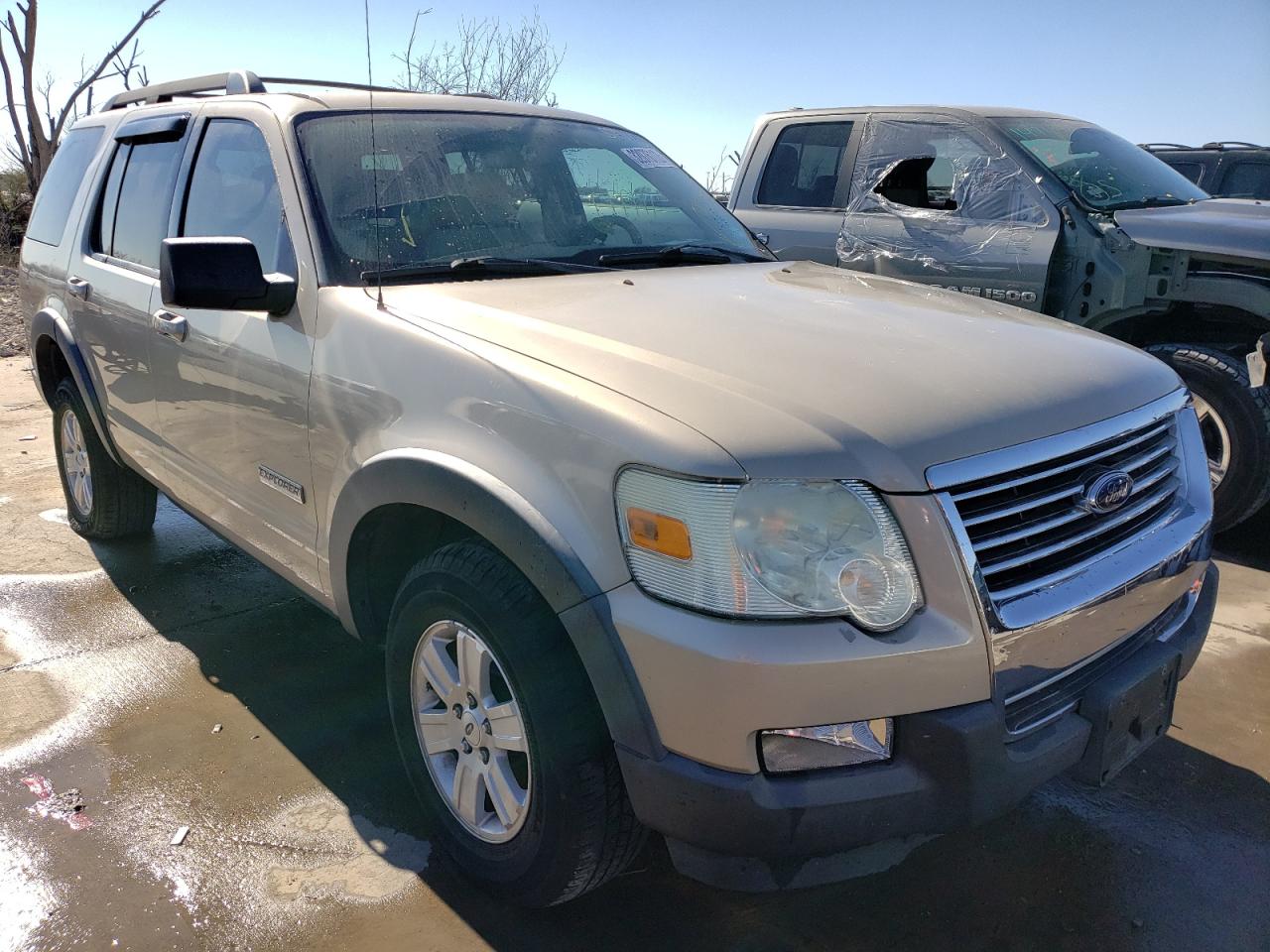 FORD EXPLORER X 2007 with VIN 1FMEU63E27UB72632 - Photo from auction