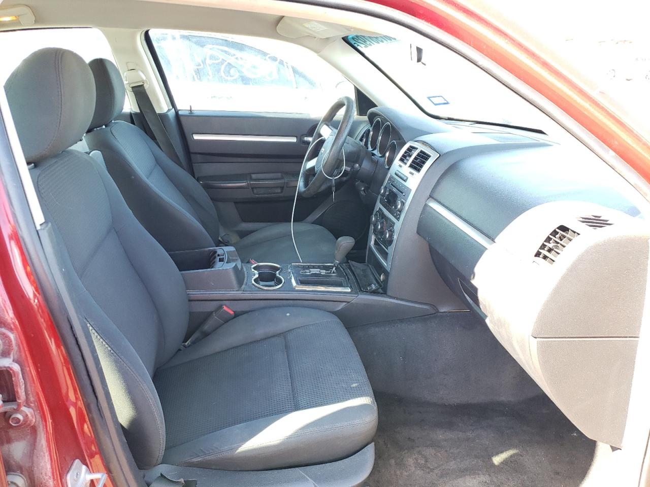 Photo 5 from auction – 2010 DODGE CHARGER with VIN 2B3CA2CV6AH251195