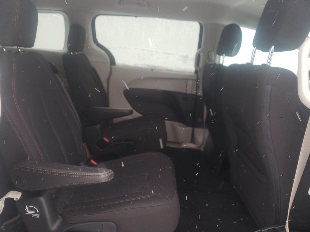 Photo 6 from auction – 2020 CHRYSLER PACIFICA T with VIN 2C4RC1FG8LR267034
