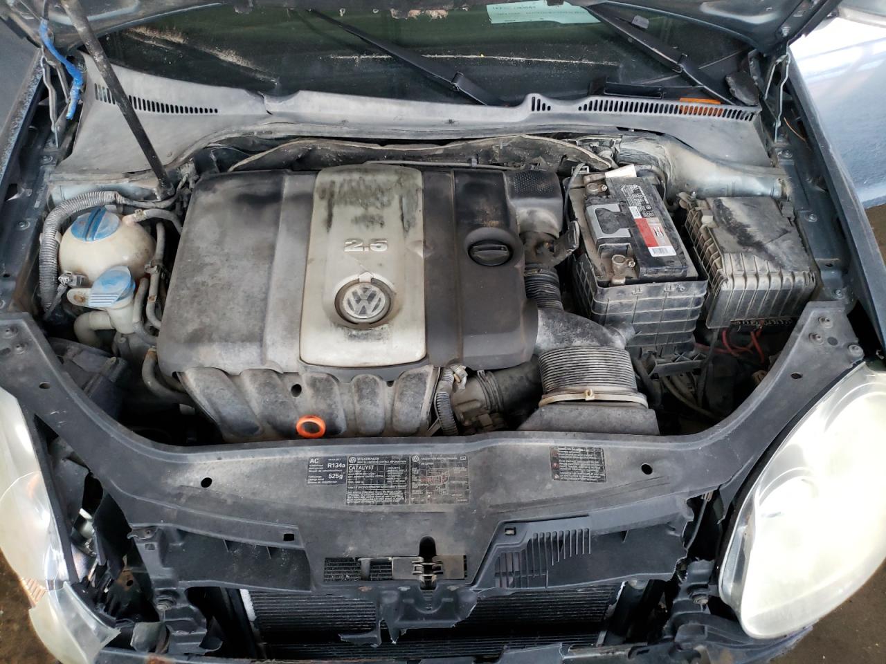 Photo 7 from auction – 2006 VOLKSWAGEN JETTA 2.5 with VIN 3VWSG71K26M682802